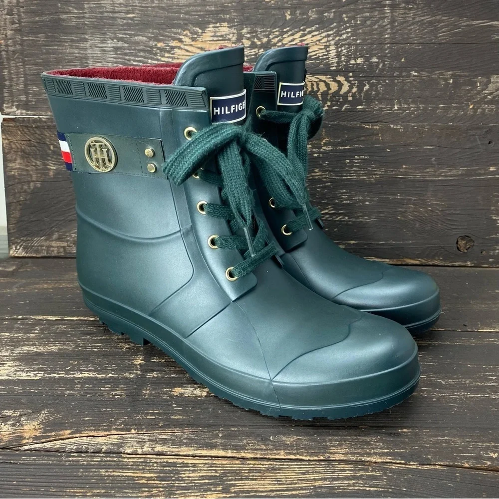 Tommy Hilfiger Trineti Green Rainbow Women's Size 11 - Picture 1 of 12